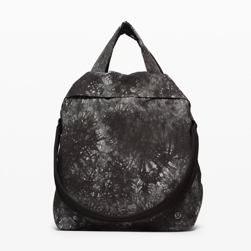 Lululemon on my level 19L bag